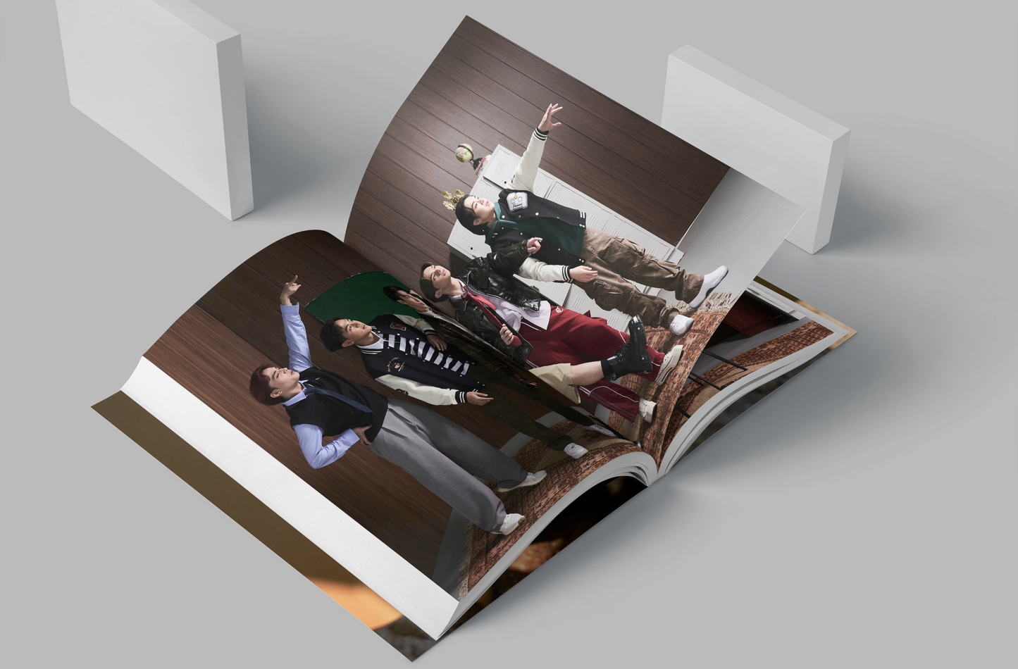 COLLECTOR'S EDITION 02 [PREORDER]